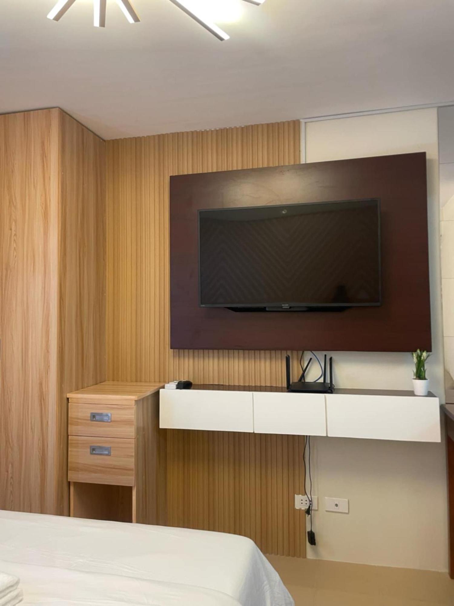 Dumaguete City Marina Town Spatial Condominium מראה חיצוני תמונה