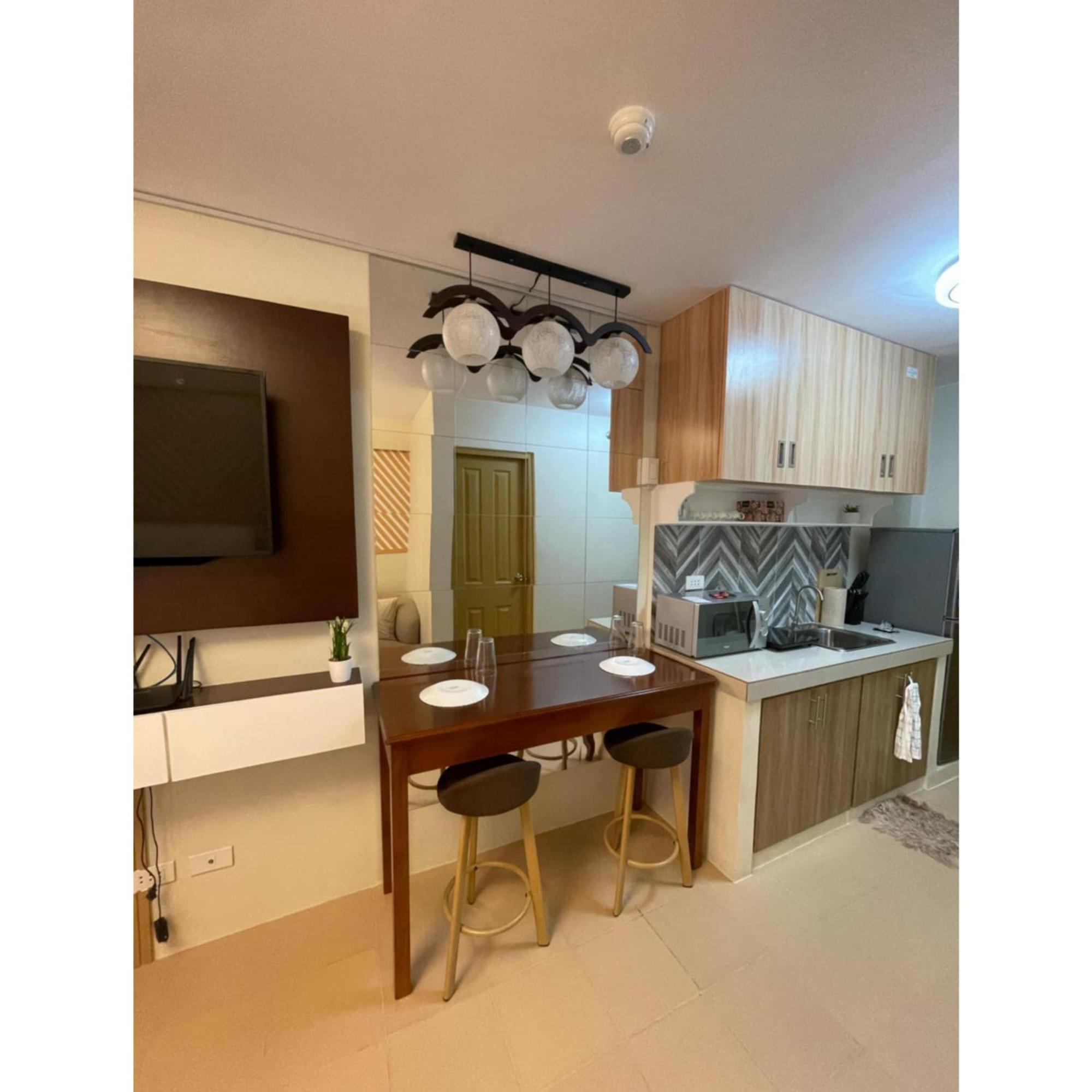 Dumaguete City Marina Town Spatial Condominium מראה חיצוני תמונה